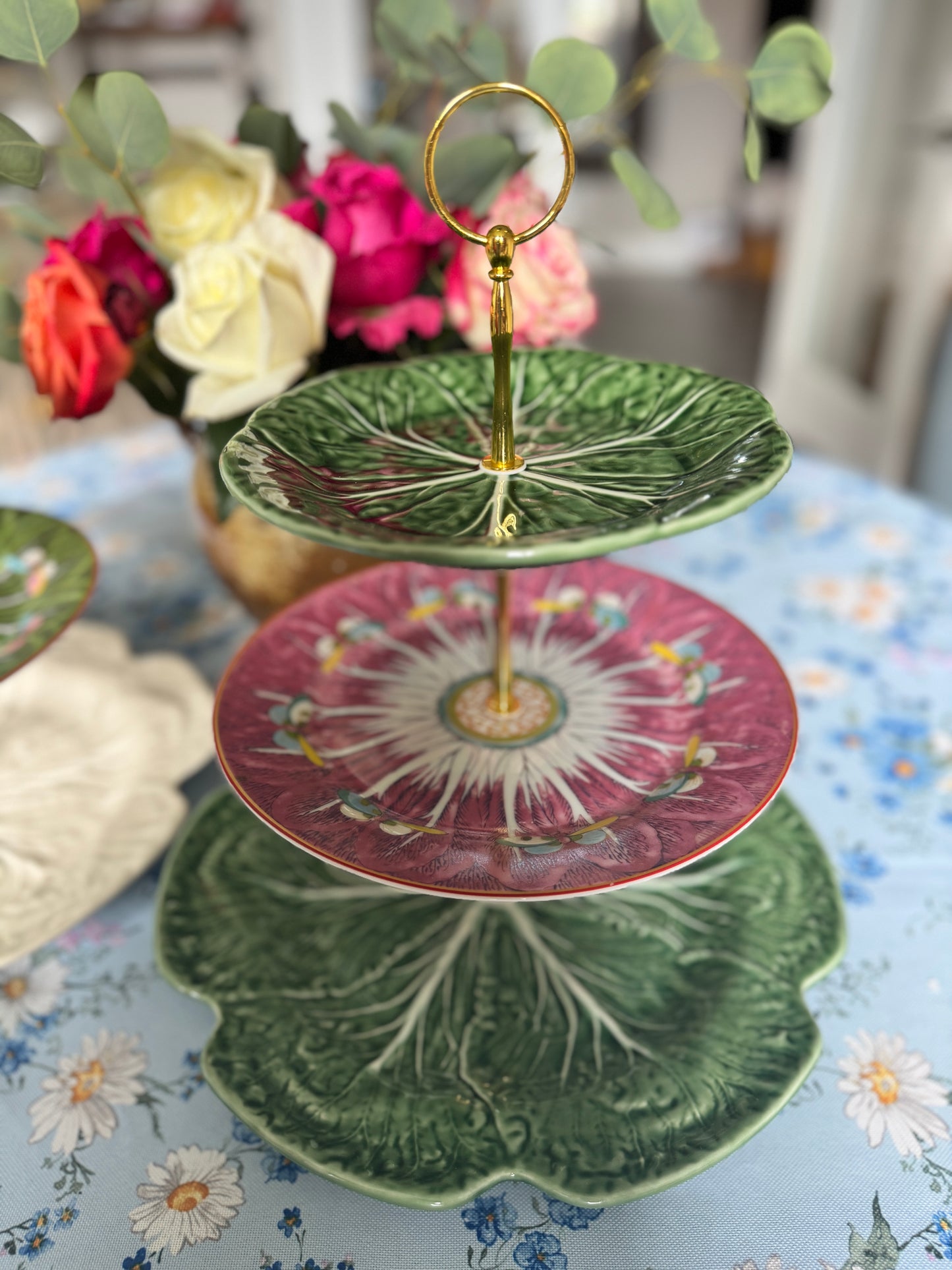 Bordallo Cabbage and Pink Bok Choy Tiered Stand – Three Tier Serving Tray for Entertaining or Gift-Giving