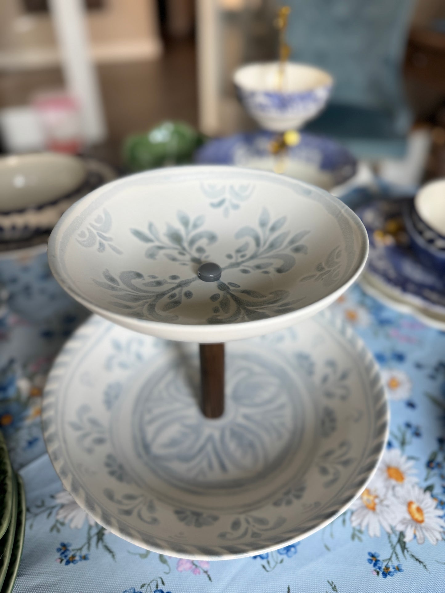 Chambray Tile Fruit Bowl Stand