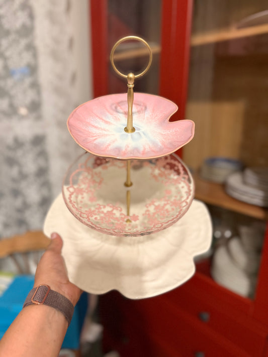 Bordallo Pinheiro Cream Cabbage Tiered Stand with Lily Pad Top | Turkish Glass Middle