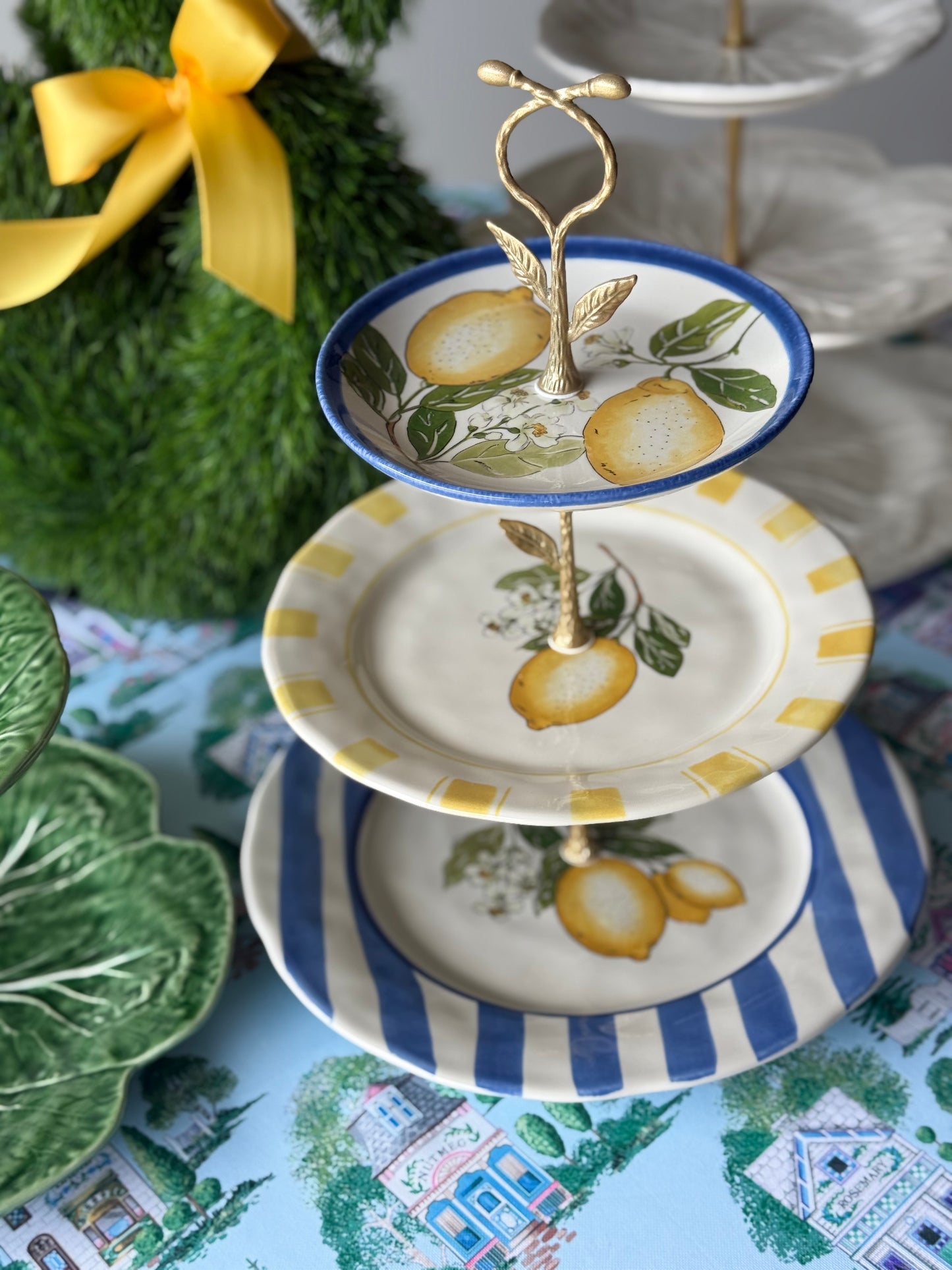 Citron Three Tiered Stand