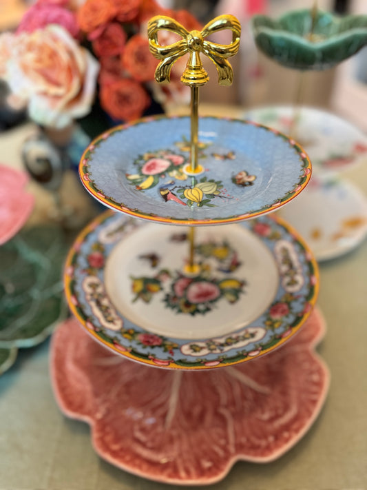 Handcrafted Tiered Stand with Bordallo Pink Cabbage Charger & Williams Sonoma Famille Rose Plates – 3-Tier Serving Tray