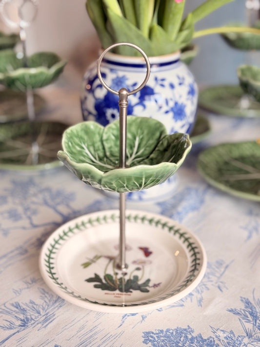 Portmeirion Botanic Garden & Bordallo Cabbage Petite Tiered Stand (Daisies)