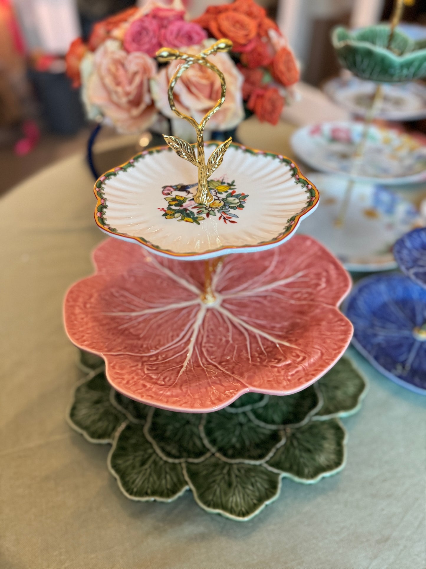 Williams Sonoma Famille Rose, Pink Bordallo Cabbage, and Green Geranium 3-Tiered Stand – Handcrafted Serving Tray