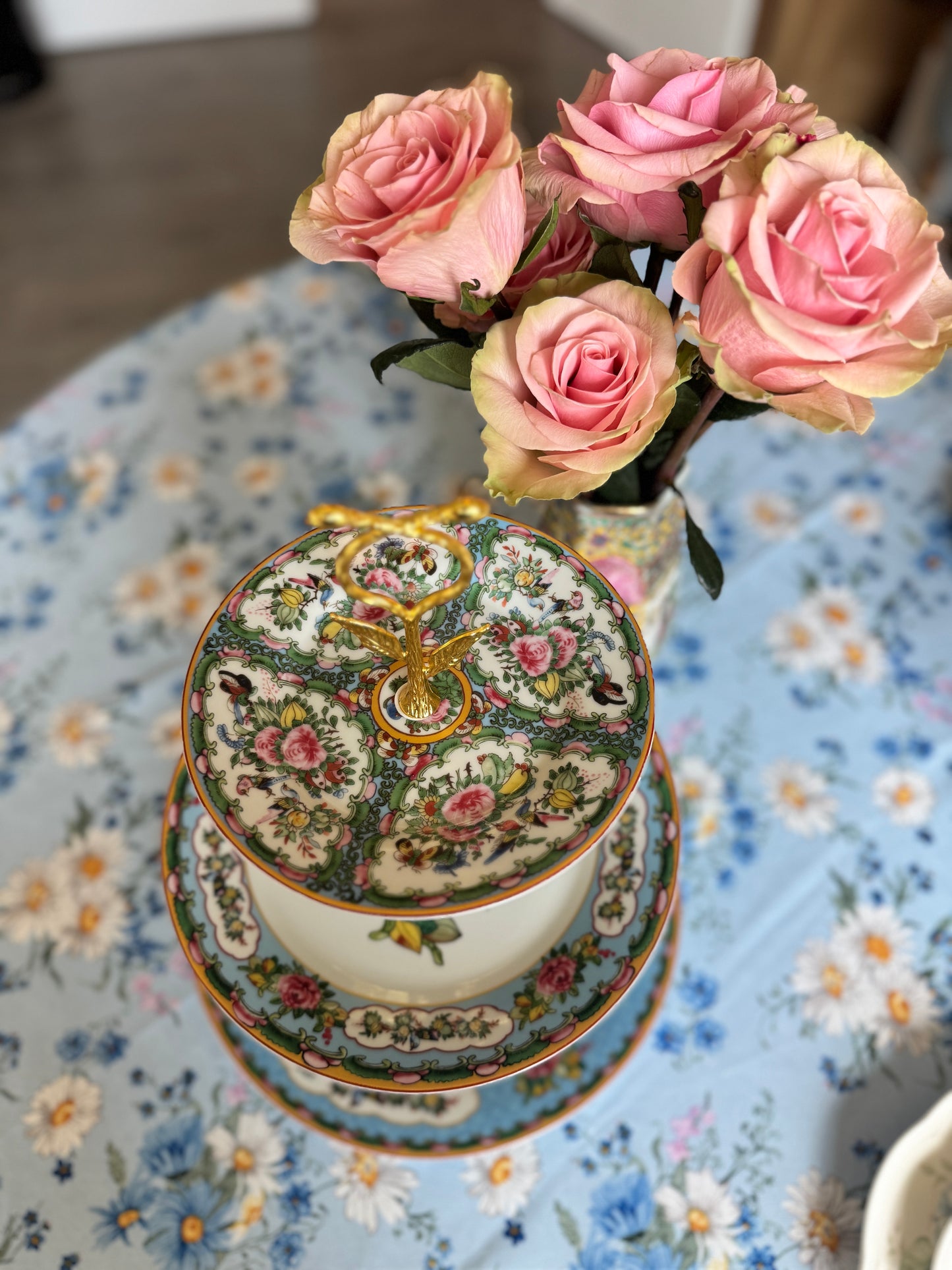 Williams Sonoma Famille Rose Tiered Stand – Three Tier Stand
