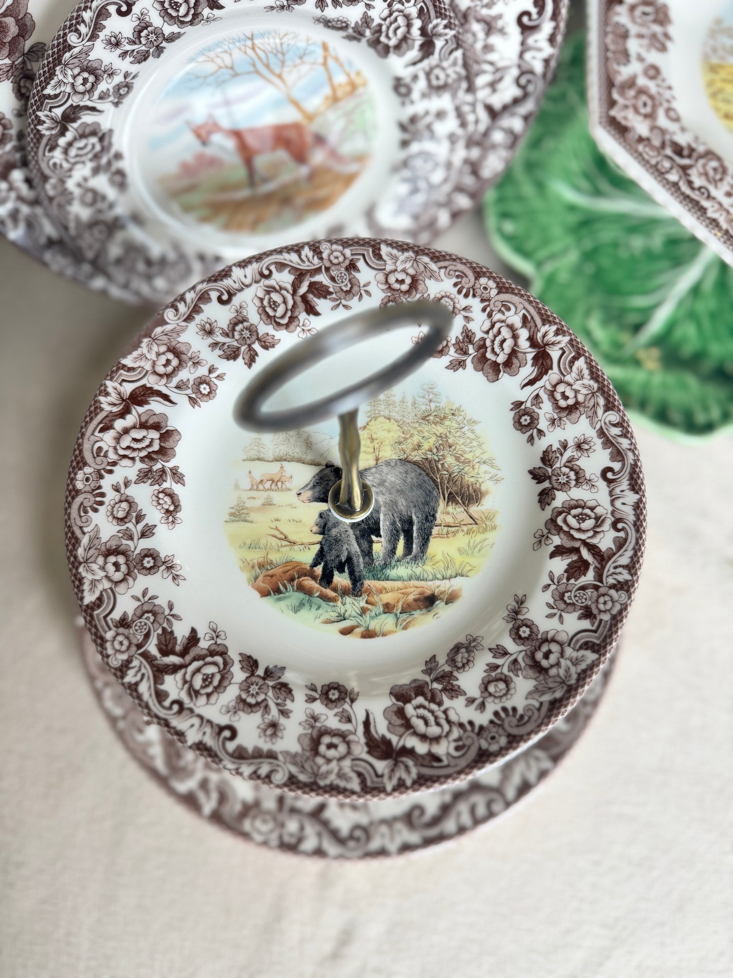 Spode Woodland Bears 2-Tier Serving Stand – Handcrafted Dessert & Appetizer Stand for Rustic or Holiday Entertaining