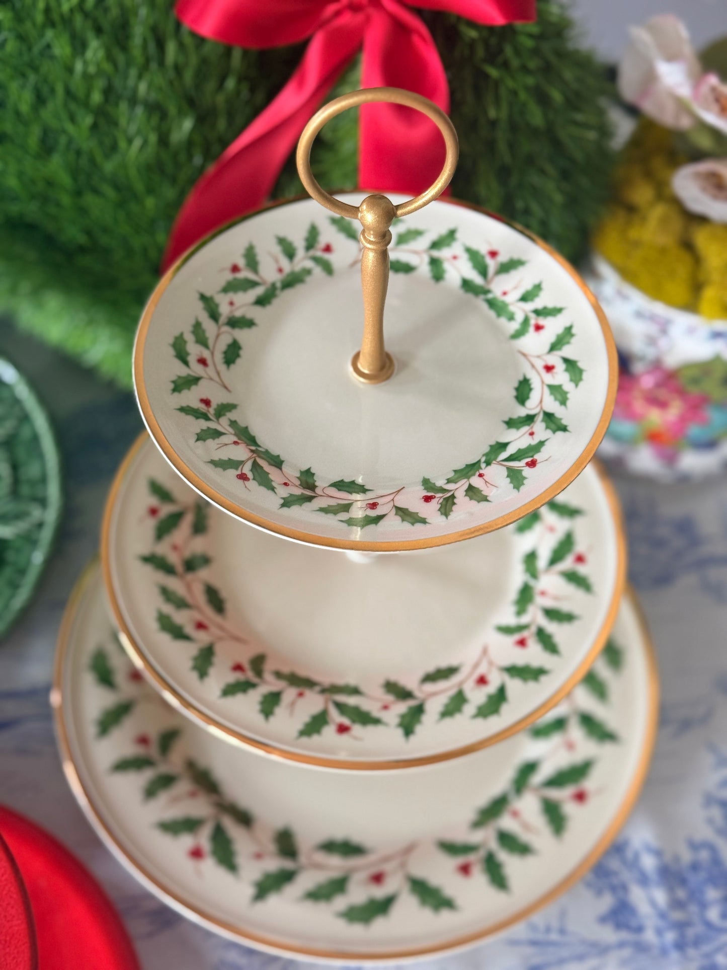 Lenox Holly - Christmas Three Tiered Stand