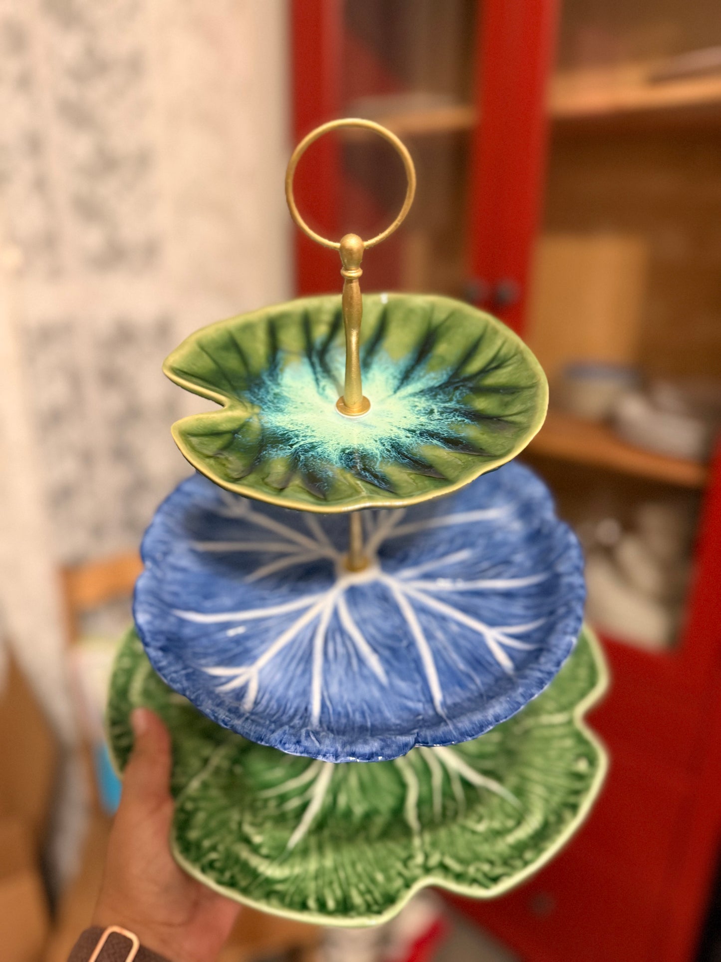 Bordallo Pinheiro Green Cabbage & Vivo Veronika Blue Cabbage Tiered Stand | Made in Portugal Lily Pad