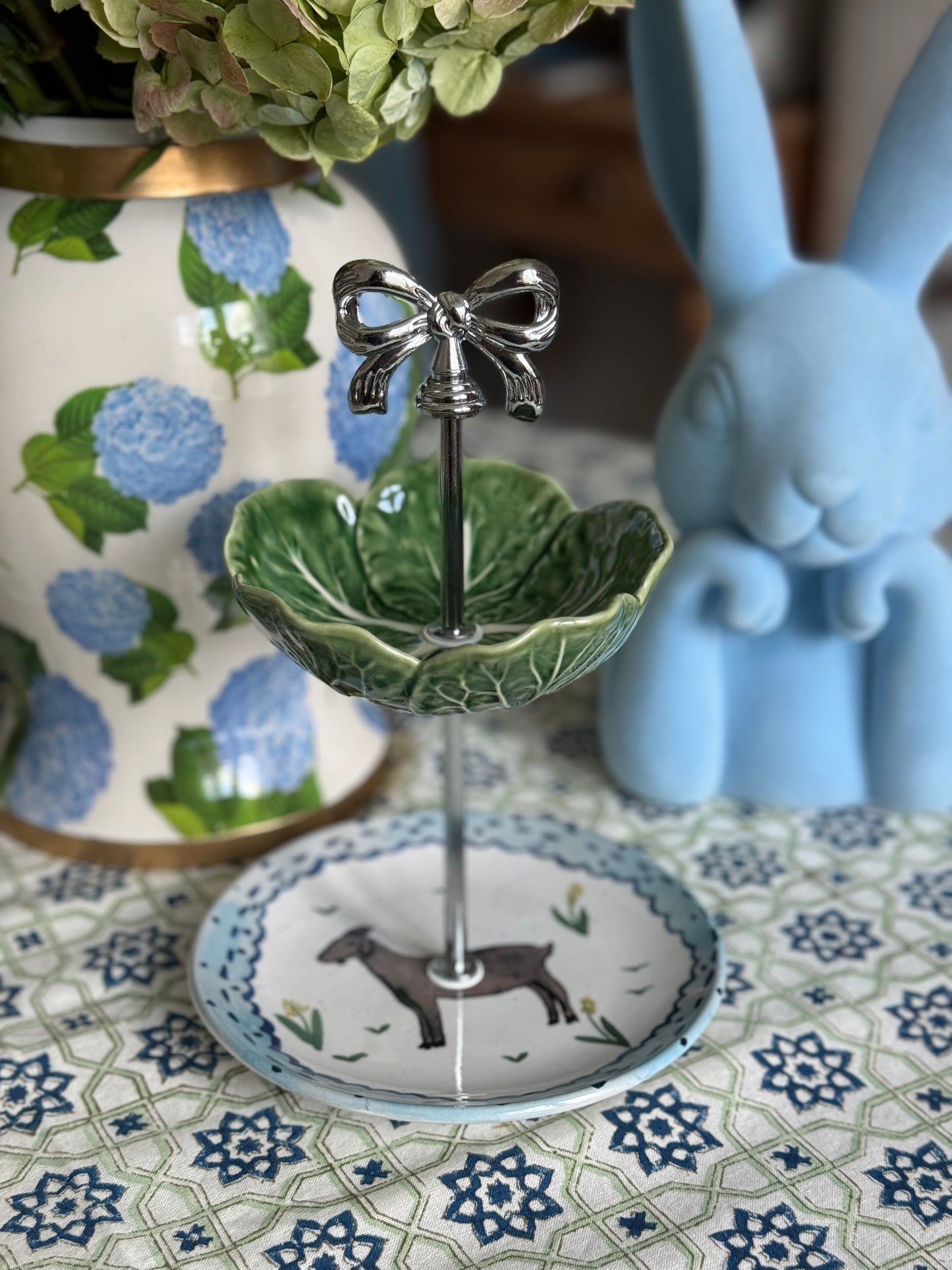 Goat and Bordallo Cabbage Petite Tiered Stand