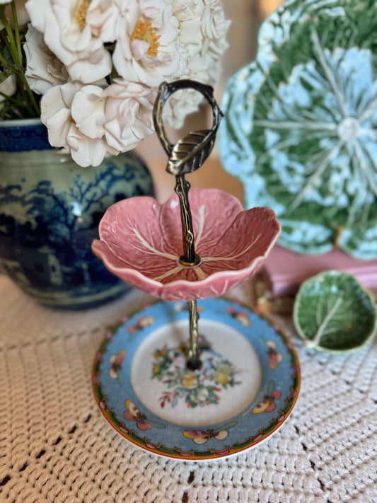 Bordallo Pink Cabbage and Famille Rose Petite Stand