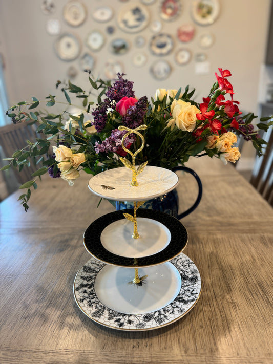 Williams Sonoma Beehive Collection Three-Tier Stand – Elegant Honeycomb and Botanical Design
