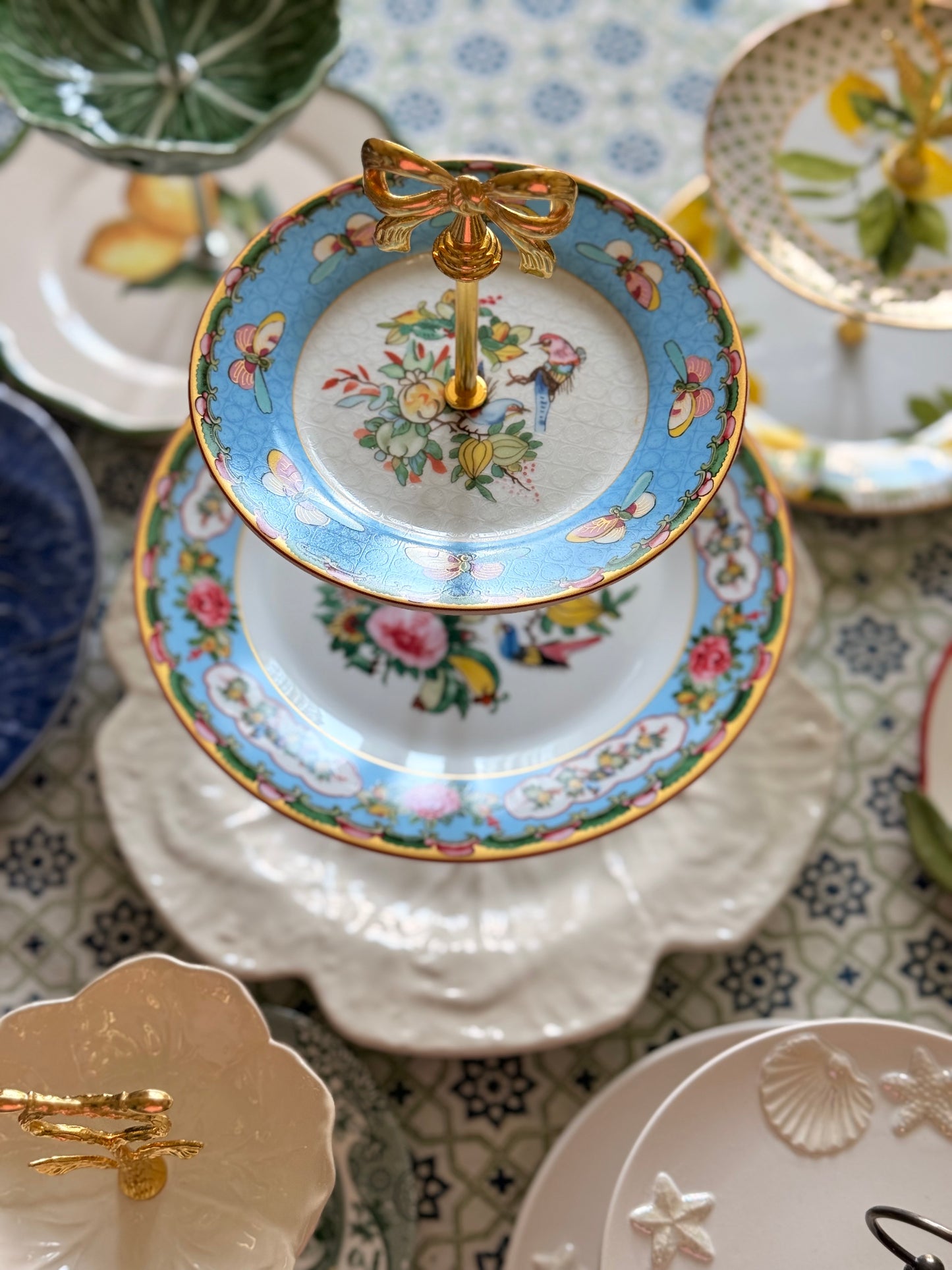 Williams Sonoma Famille Rose Blue and Bordallo Beige Charger Three Tiered Stand (12 inch base)