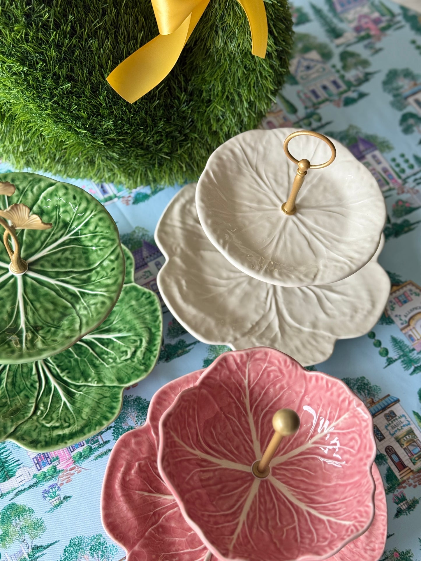 Green Bordallo Pinheiro Cabbage Two Tiered Stand