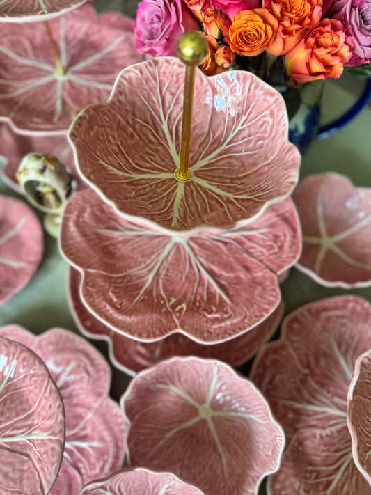 Pink Bordallo Pinheiro Cabbage 3-Tier Stand – Limited Edition with 12” Charger Base