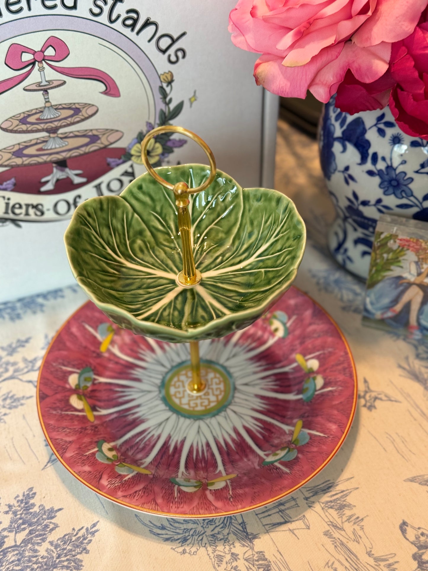 Bordallo Pinheiro Green Cabbage and Pink Bok Choy Two Tiered Stand