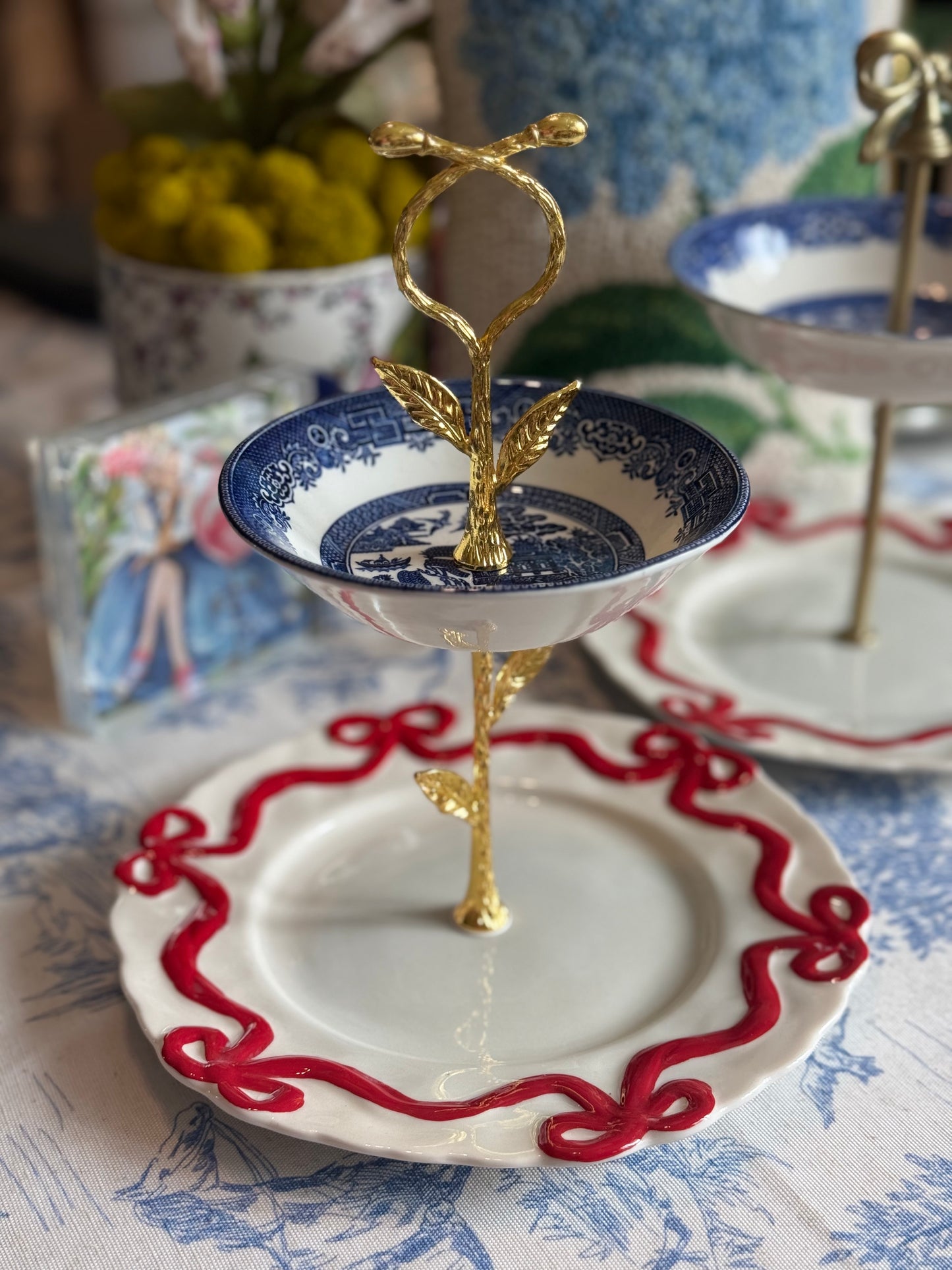 Anthropologie Benedita Bows & Vintage Blue Willow Petite Tiered Stand