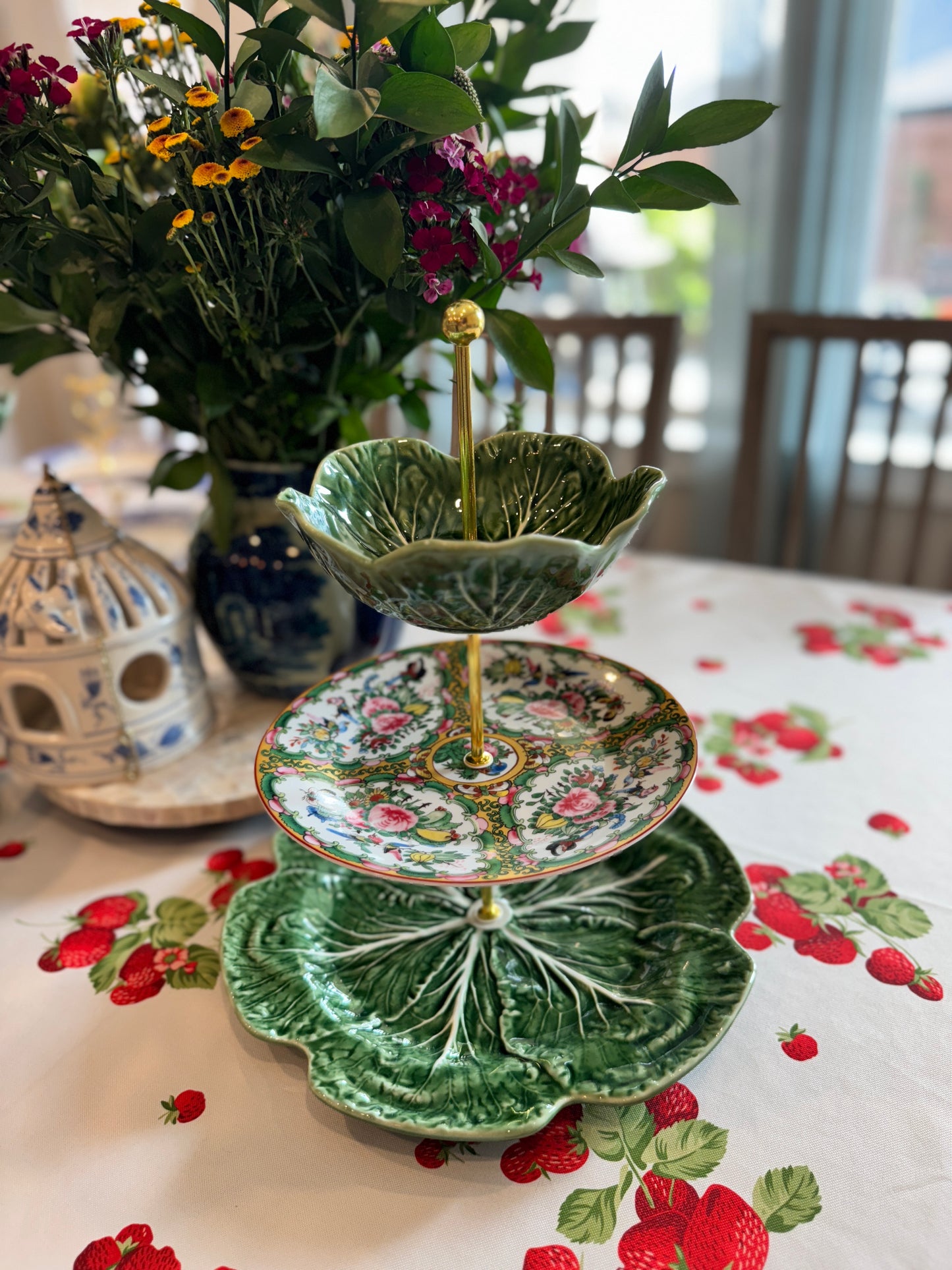 Oversize Bordallo Cabbageware and Famille Rose Three-Tier Stand – Charger Base with Cereal Bowl Top