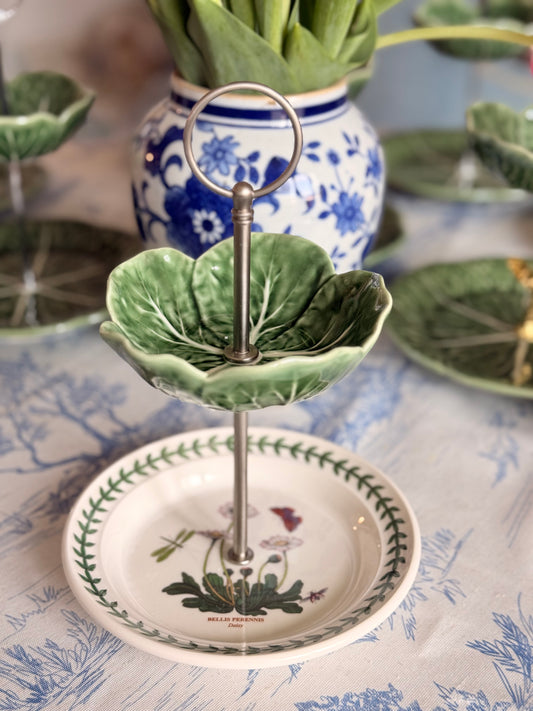 Portmeirion Botanic Garden & Bordallo Cabbage Petite Tiered Stand (Daisies)