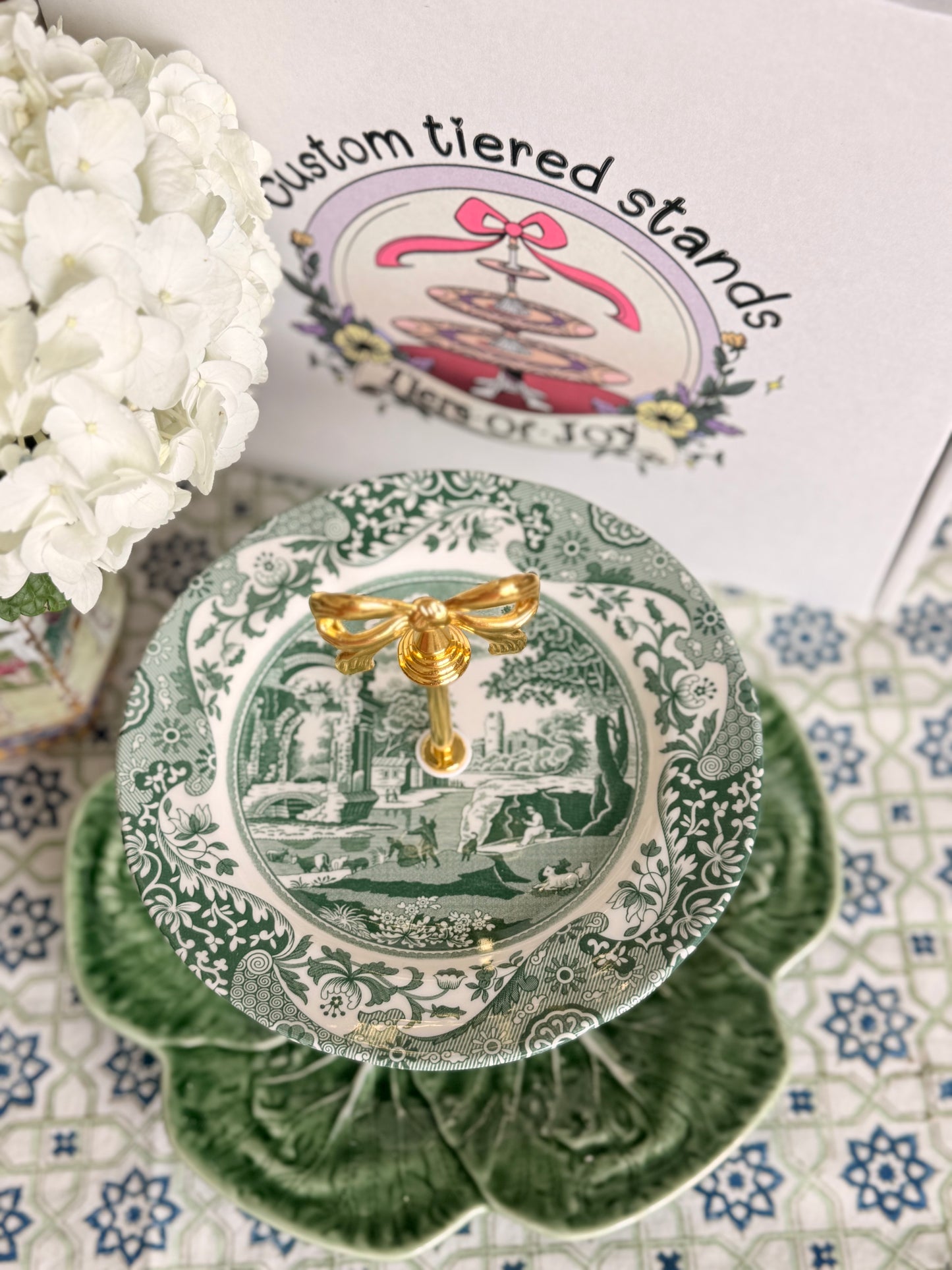 Bordallo Cabbage and Spode Green Italian Two Tiered Stand