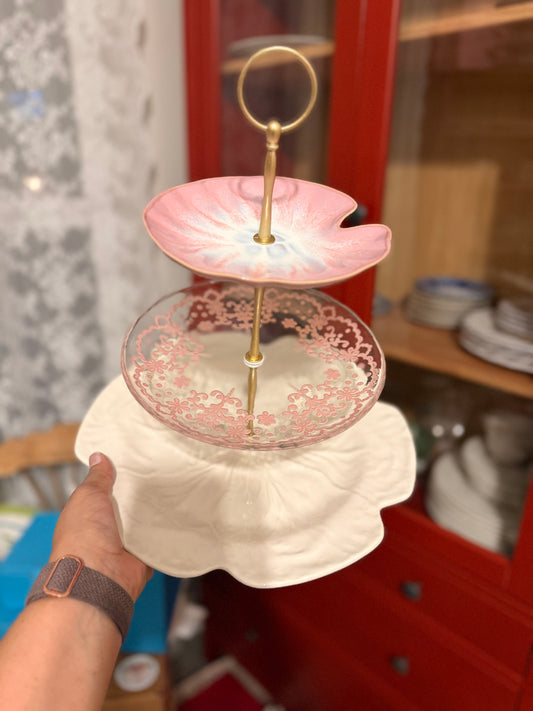 Bordallo Pinheiro Cream Cabbage Tiered Stand with Lily Pad Top | Turkish Glass Middle