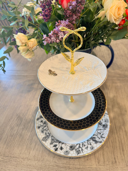 Williams Sonoma Beehive Collection Three-Tier Stand – Elegant Honeycomb and Botanical Design