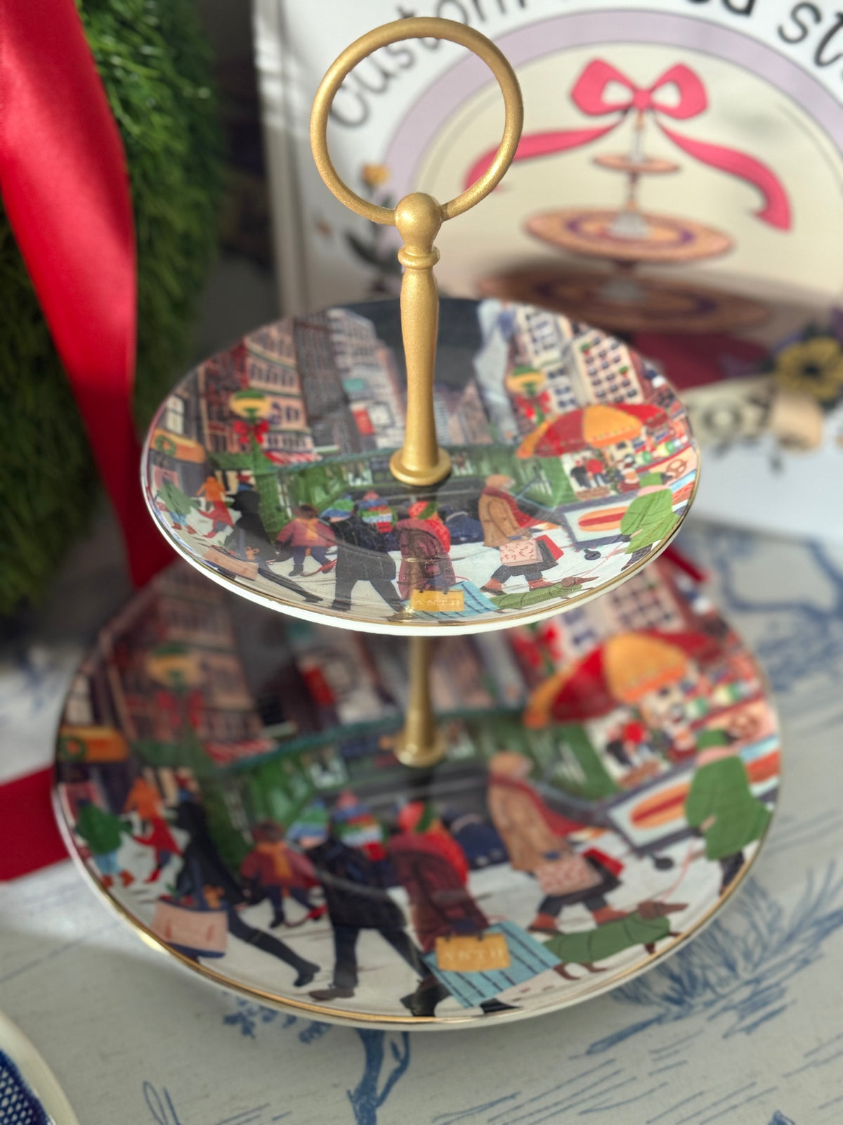 Christmas in New York City – Two-Tiered Stand