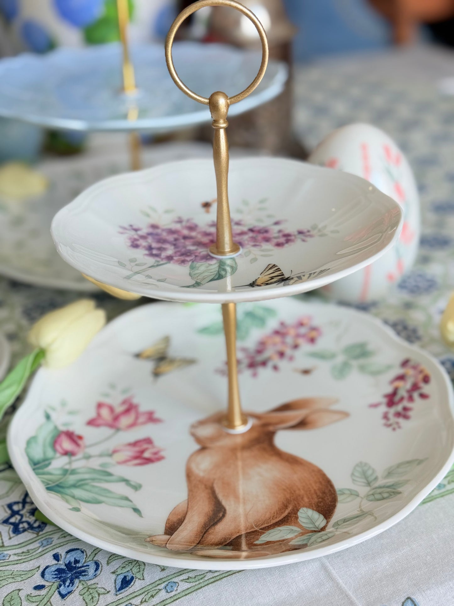 Lenox Butterfly Meadow Bunny Two-Tiered Stand – Floral Easter Dessert Stand