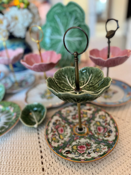 Bordallo Cabbage and Famille Rose Petite Tiered Stand