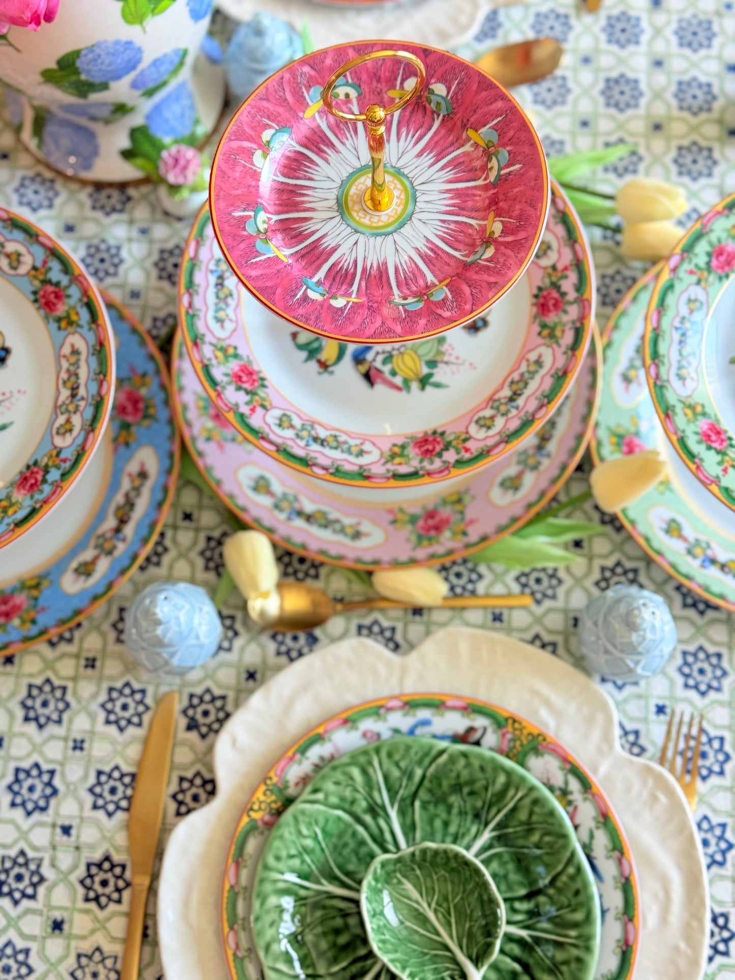 Famille Rose Pink Bok Choy Three Tiered Stand