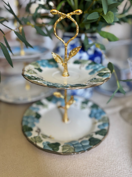 Vintage Metlox Poppytrail Two Tiered Stand