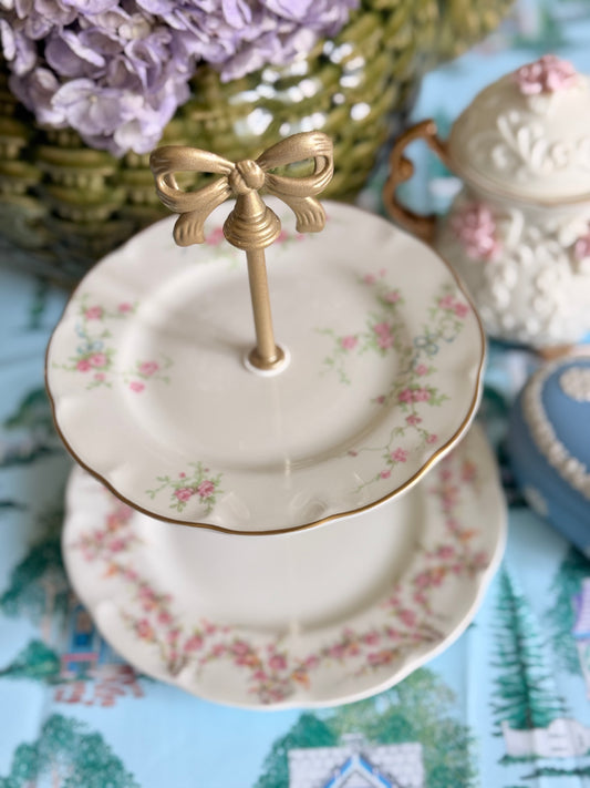 Theodore Haviland- New York Vintage Petite Tiered Stand- Bows and Garland