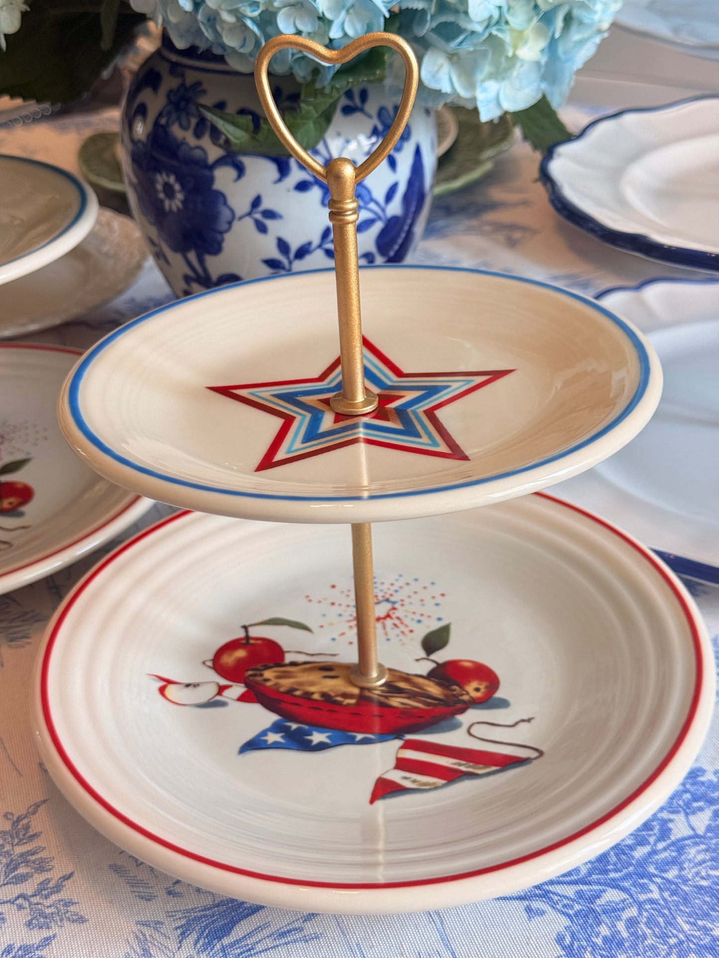 Fiesta Americana Patriotic Tiered Stand – Red White Blue Dessert Stand for 4th of July Entertaining (Apple Pie)