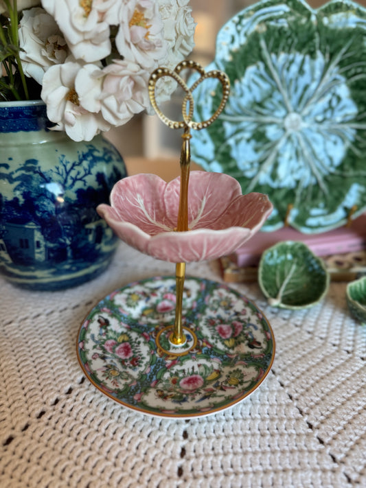 Bordallo Pink Cabbage and Famille Rose Petite Stand