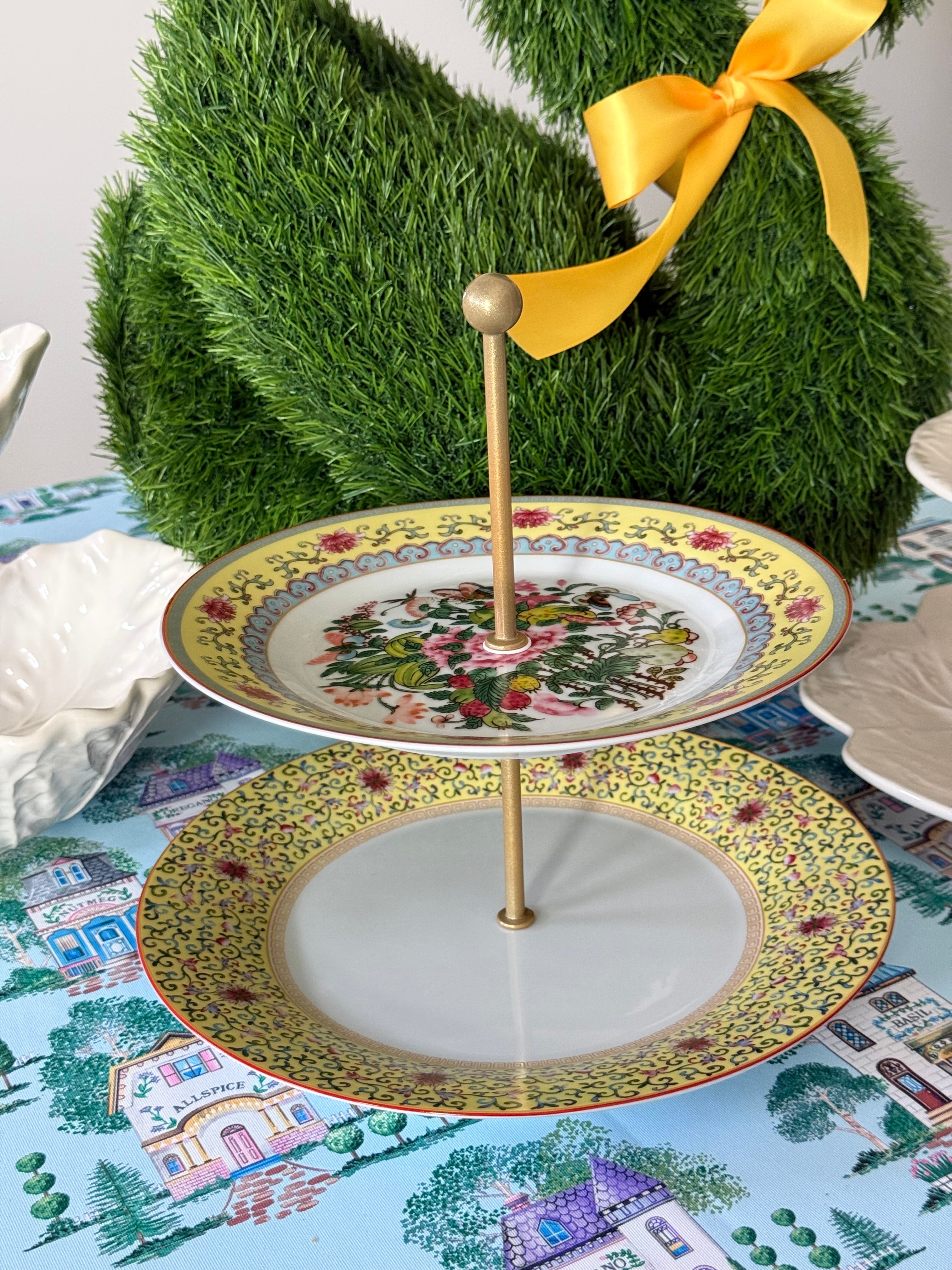 Famille Rose 🌹 Collection – Tiers of Joy