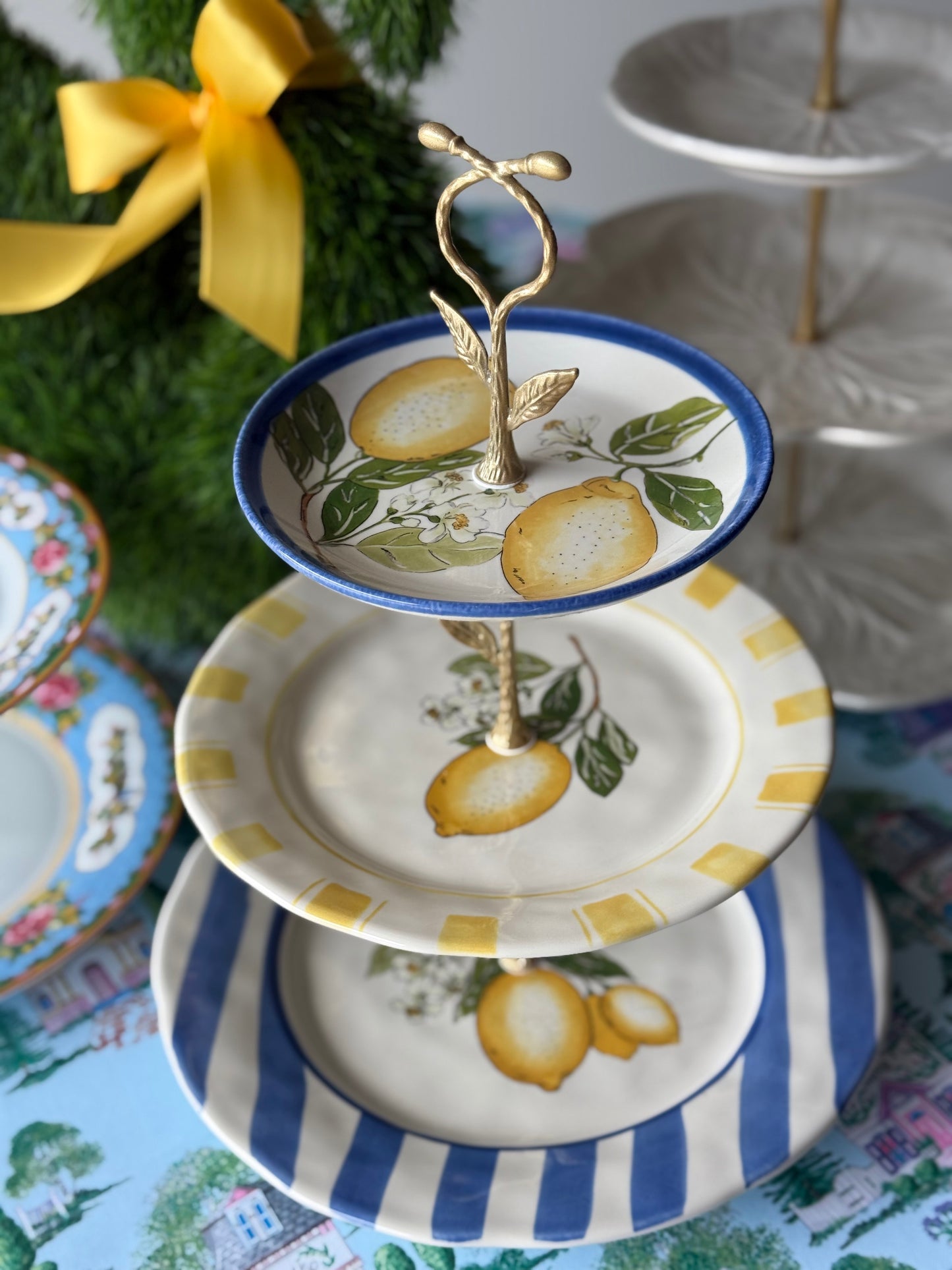Citron Three Tiered Stand