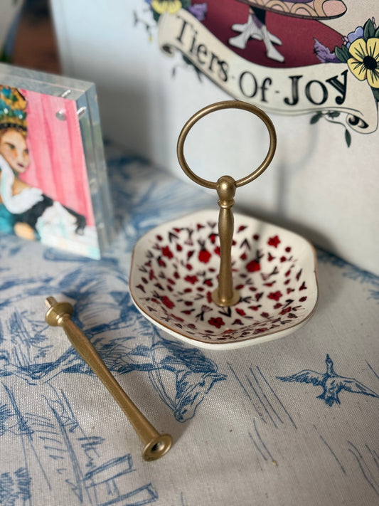 Signature Hardware: Brushed Gold Circle