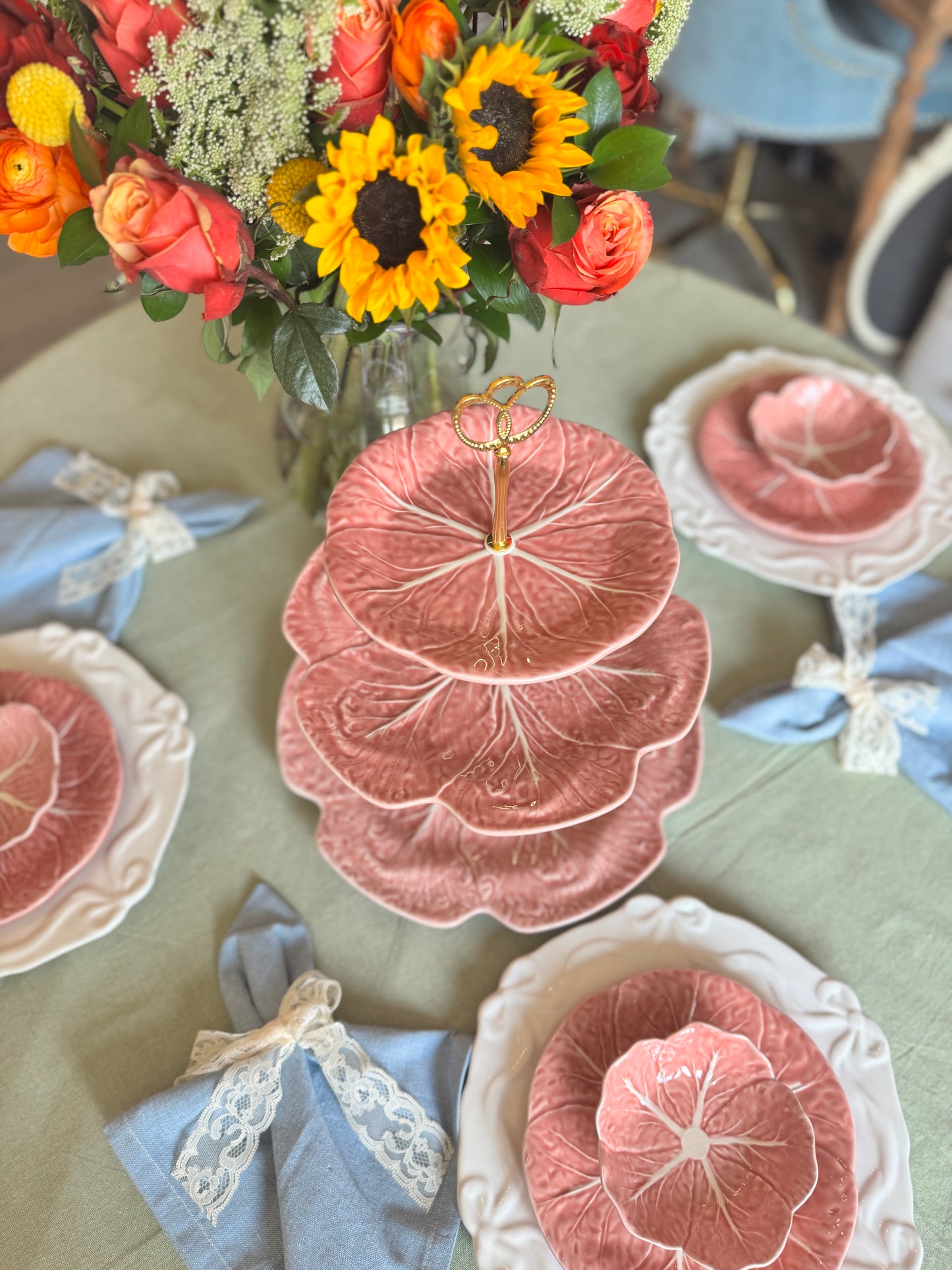 Pink Bordallo Pinheiro Cabbage Three-Tier Stand