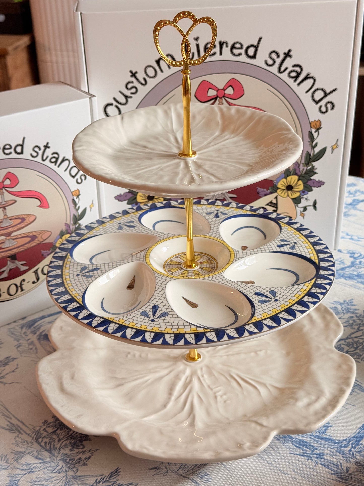 Grandmillennial Oyster Plate Statement Three-Tiered Stand